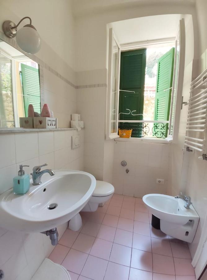 Chez Tamara With Private Parking And Air Conditioned Monterosso al Mare Exterior foto