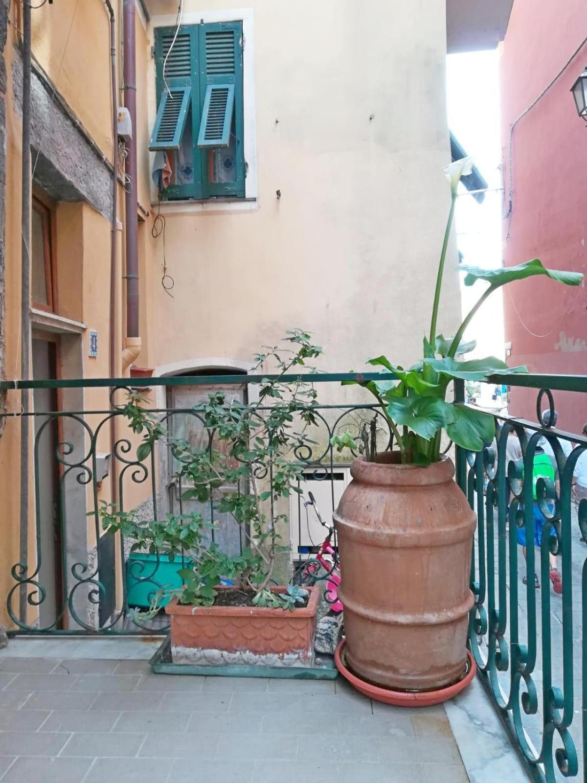 Chez Tamara With Private Parking And Air Conditioned Monterosso al Mare Exterior foto